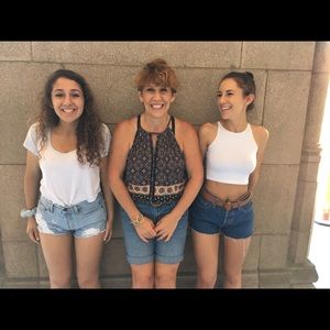 Meet your Posher, Debra